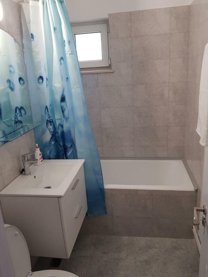 Apartament Flo Констанца Екстер'єр фото